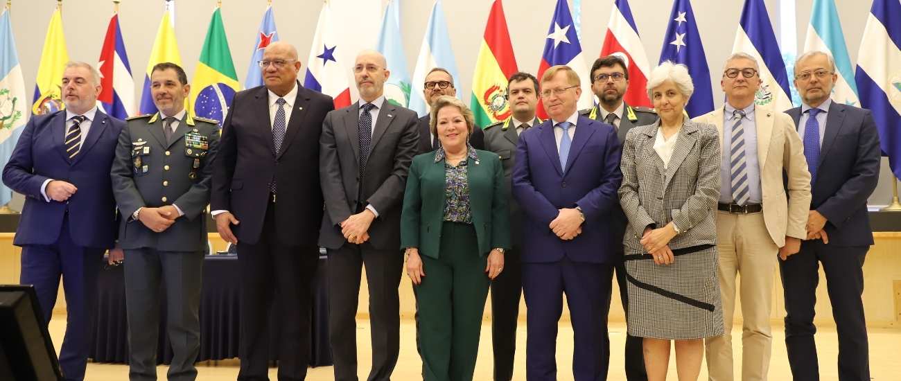 UAF Refuerza Capacitación Técnica en Materia de Seguridad y Control de Armas · Noticias · UAF