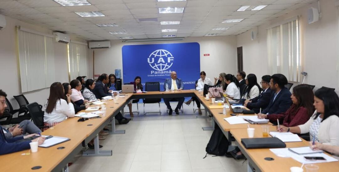 La UAF llevó a cabo mesa de trabajo con el Comité Operativo Interinstitucional