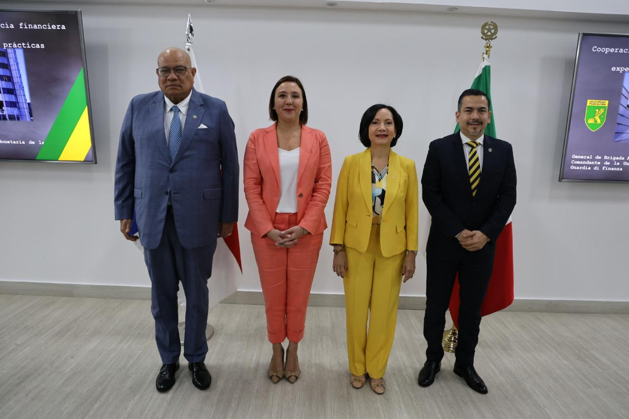 UAF Refuerza Capacitación Técnica en Materia de Seguridad y Control de Armas · Noticias · UAF Autoridades panameñas fortalecen capacidades investigativas durante jornada organizada por la UAF y Embajada de Italia